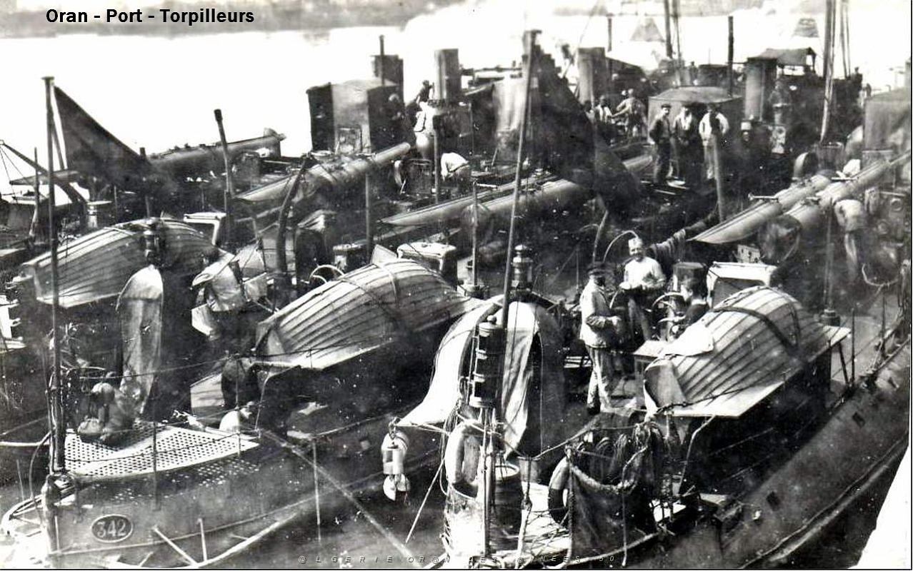 Oran- SDV- 4996- Torpilleurs 356- 355- 325- 354.jpg